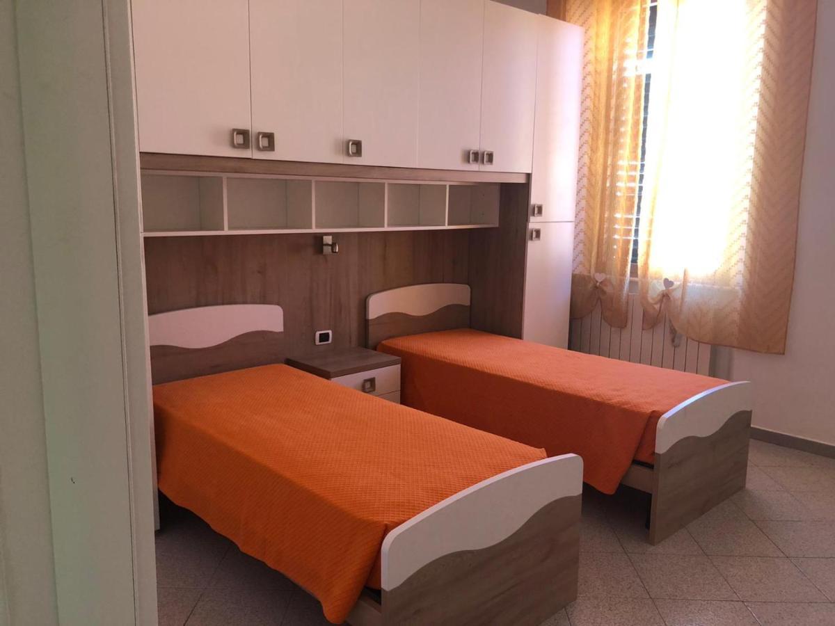 Hotel Est Piombino Eksteriør billede