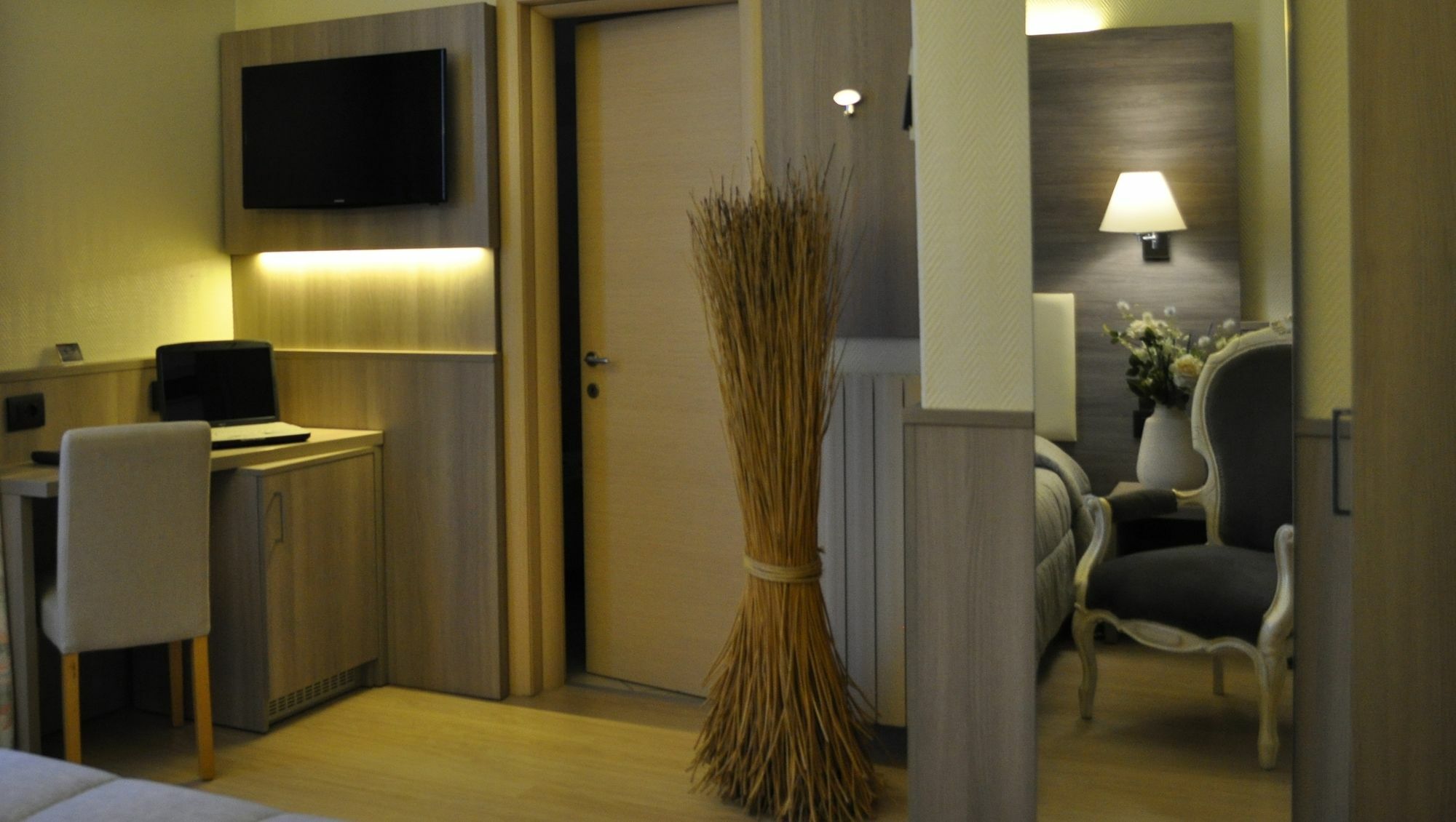 Hotel Est Piombino Eksteriør billede